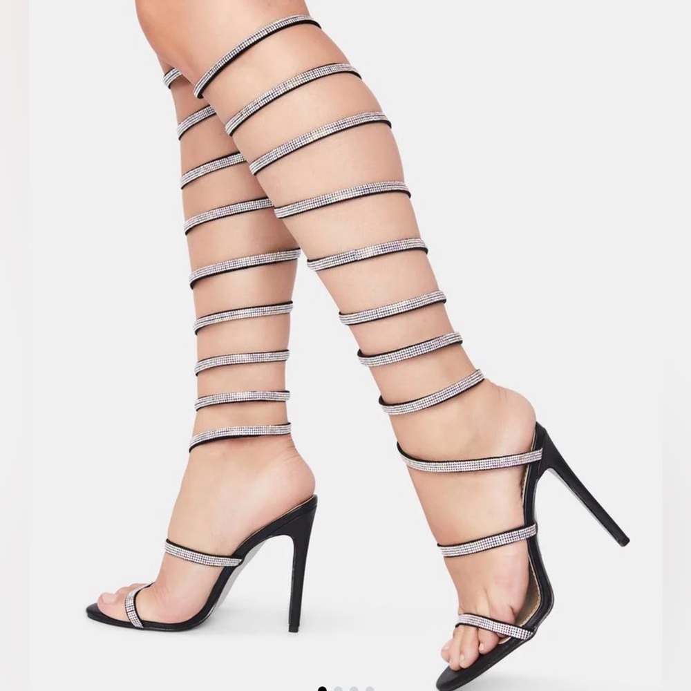 Windsor Rhinestone Gladiator Heels Black Strappy Sandals Size 8 NWOB